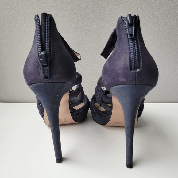 BCBG Heels - Picture 4 of 6